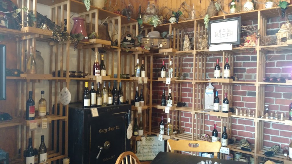 The Club Car Shop & Deli | restaurant | 525 Main St, Clifton Forge, VA 24422, USA | 5408620777 OR +1 540-862-0777