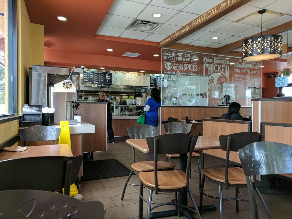 El Pollo Loco | restaurant | 200 E Orangethorpe Ave, Fullerton, CA 92832, USA | 7145264811 OR +1 714-526-4811