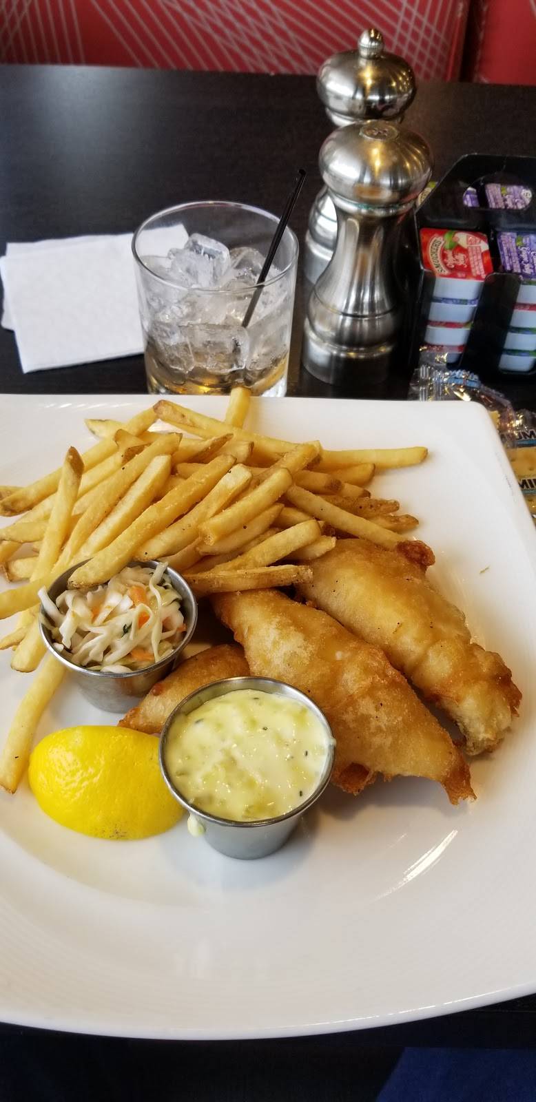 Anchorage Restaurant | restaurant | 4700 N Port Washington Rd, Milwaukee, WI 53212, USA | 4149624710 OR +1 414-962-4710