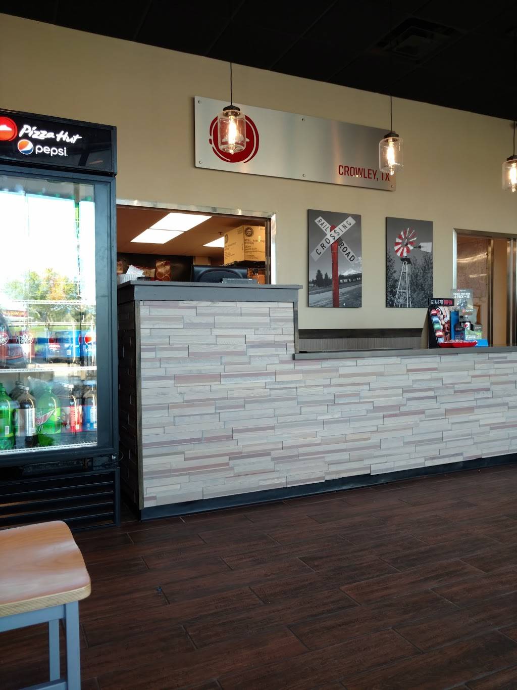 Pizza Hut | restaurant | 12201 Rendon Rd #104, Burleson, TX 76028, USA | 8174780682 OR +1 817-478-0682