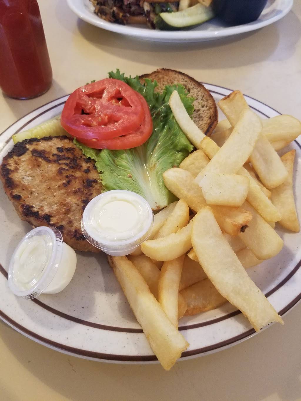 Emil Villas California BBQ | restaurant | 24047 Mission Blvd, Hayward, CA 94544, USA | 5105370734 OR +1 510-537-0734