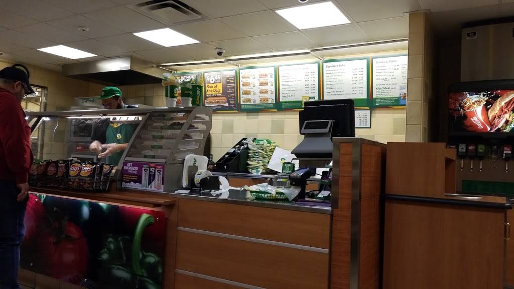 Subway | restaurant | 1657 A E 6th St, Beaumont, CA 92223, USA | 9518452070 OR +1 951-845-2070