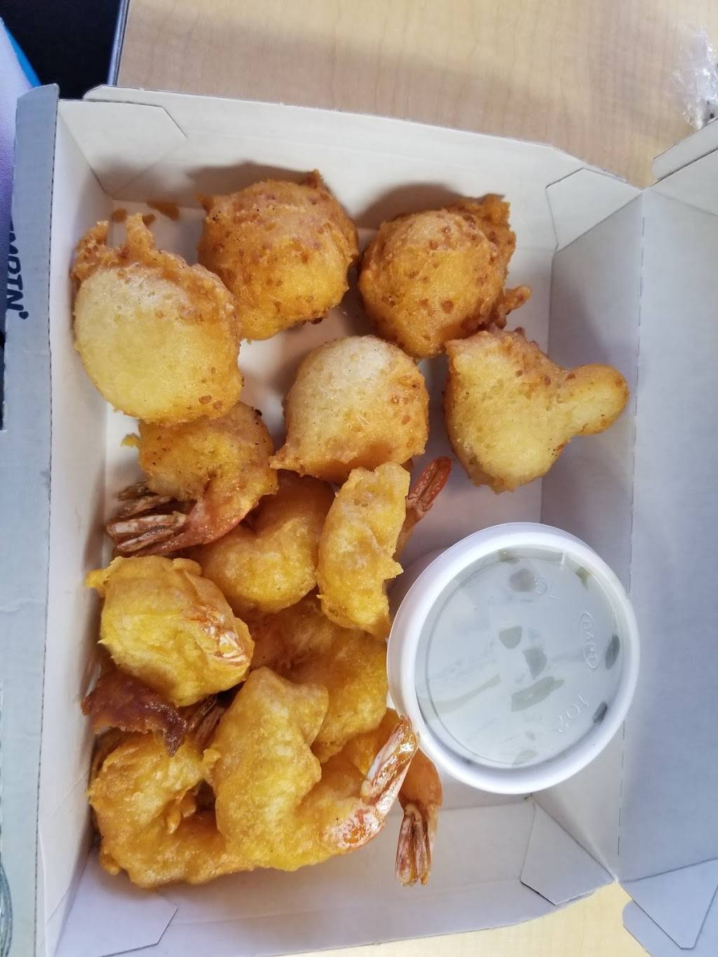 Long John Silvers | restaurant | 2625 Lake Rd, Dyersburg, TN 38024, USA | 7312850906 OR +1 731-285-0906