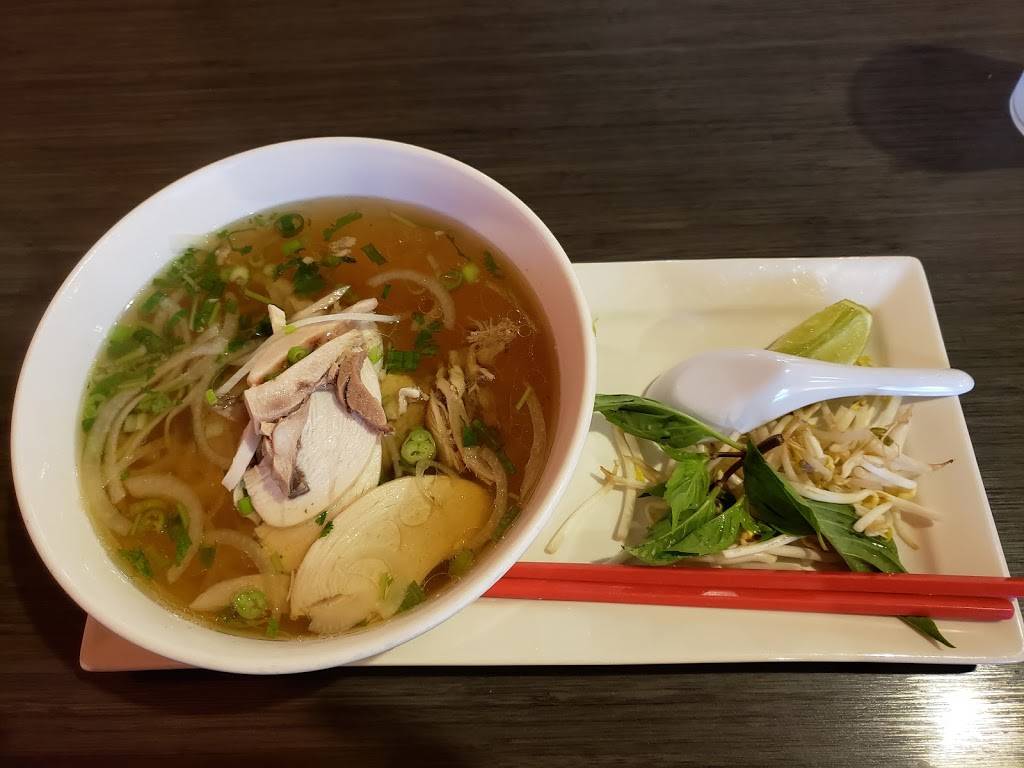 Noodles @ BTH | restaurant | 9180 N Fwy Service Rd E # 504, Fort Worth, TX 76177, USA | 8177502121 OR +1 817-750-2121