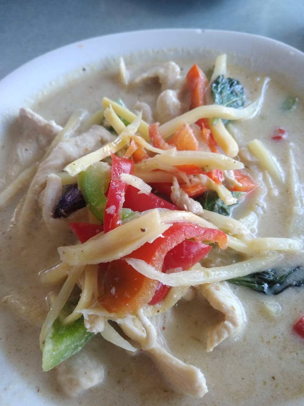 Thai Dish Cuisine | restaurant | 108 N Ivy St, Canby, OR 97013, USA | 5032639898 OR +1 503-263-9898