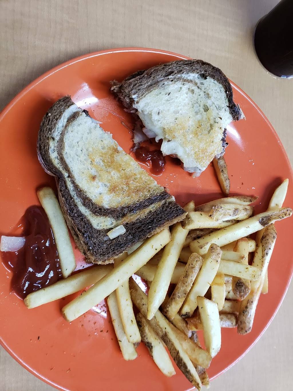 Café One | restaurant | 405 US-1, Ormond Beach, FL 32174, USA | 3864924873 OR +1 386-492-4873