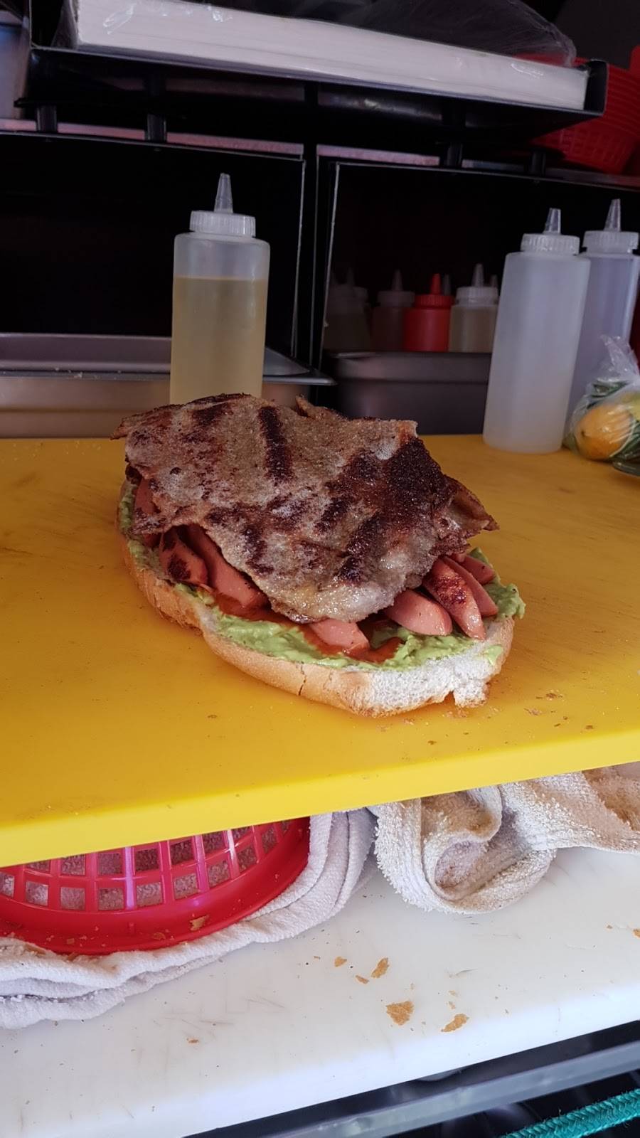 Tortas Gigantes | restaurant | 1830 Slauson Ave, Vernon, CA 90058, USA | 3234832047 OR +1 323-483-2047