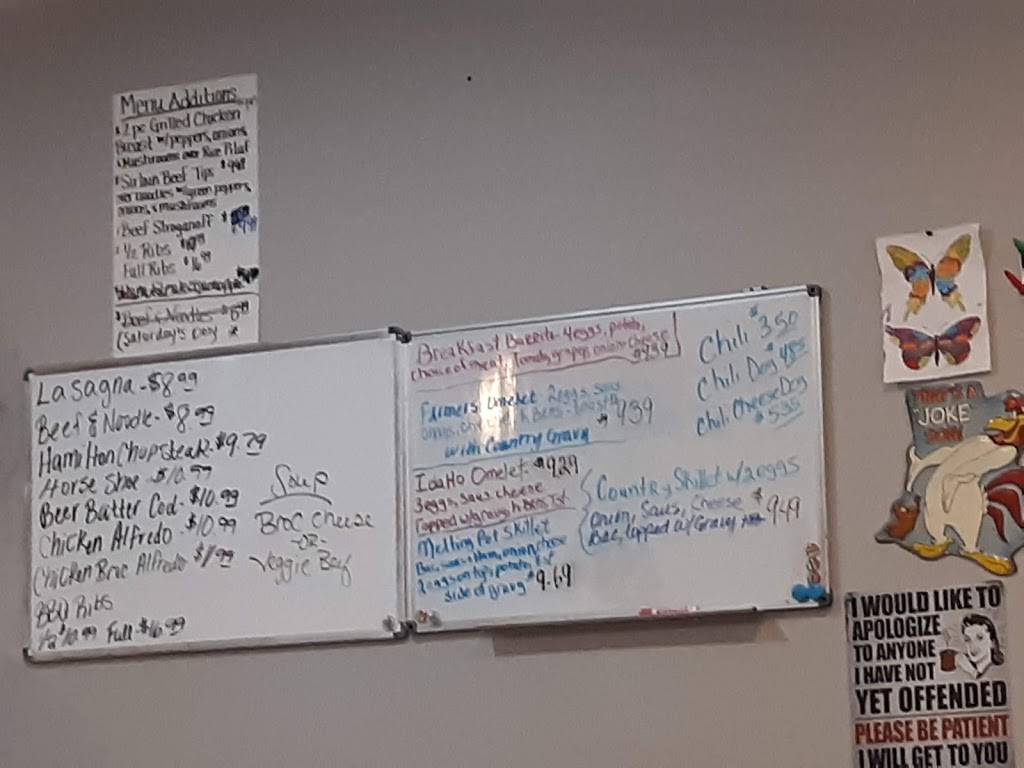Hamilton Family Cafe | restaurant | 1860 Keokuk St, Hamilton, IL 62341, USA | 2178472692 OR +1 217-847-2692
