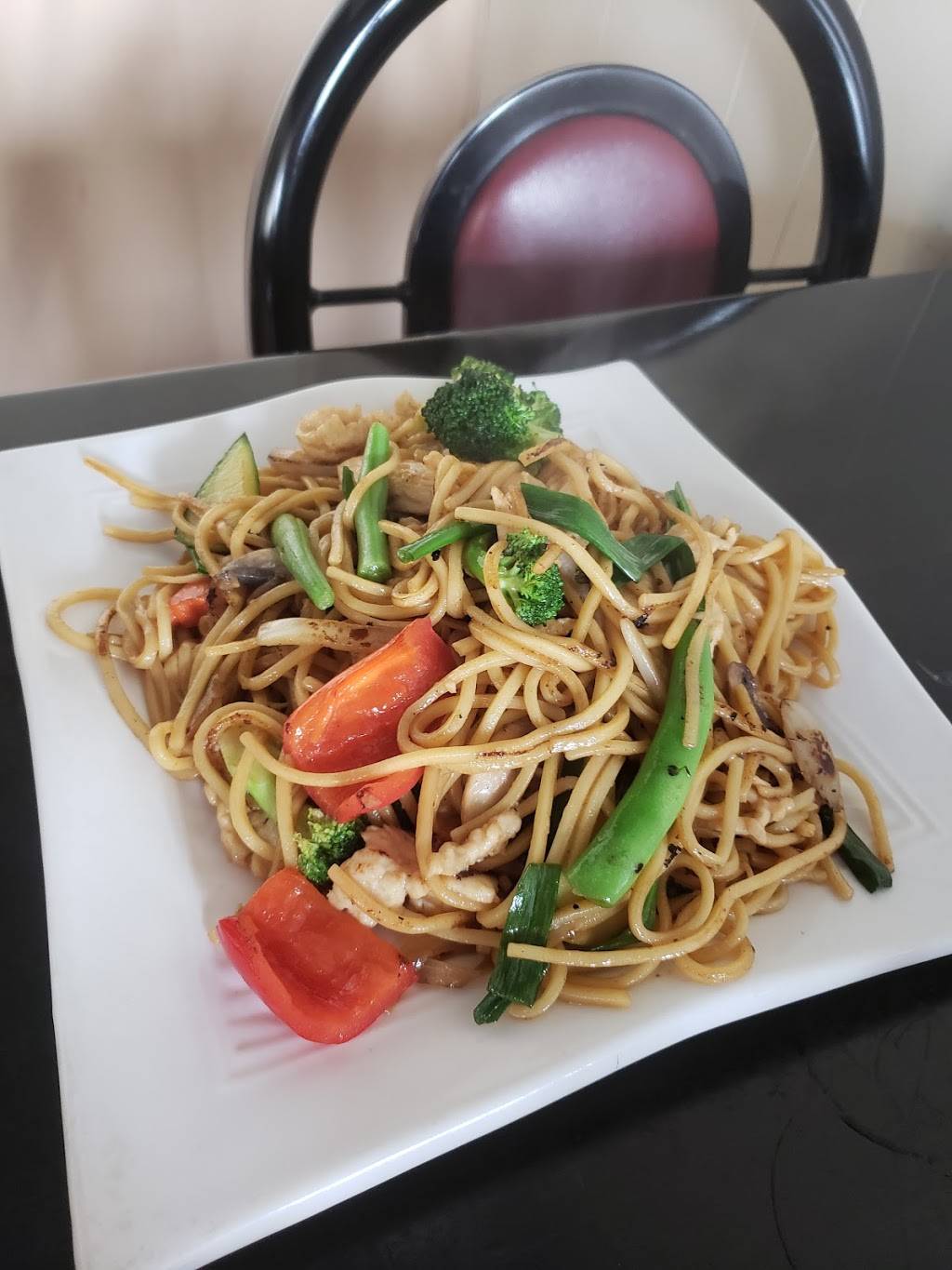 Sakura Bistro | restaurant | 781 Gravenstein Hwy S, Sebastopol, CA 95472, USA | 7078236688 OR +1 707-823-6688