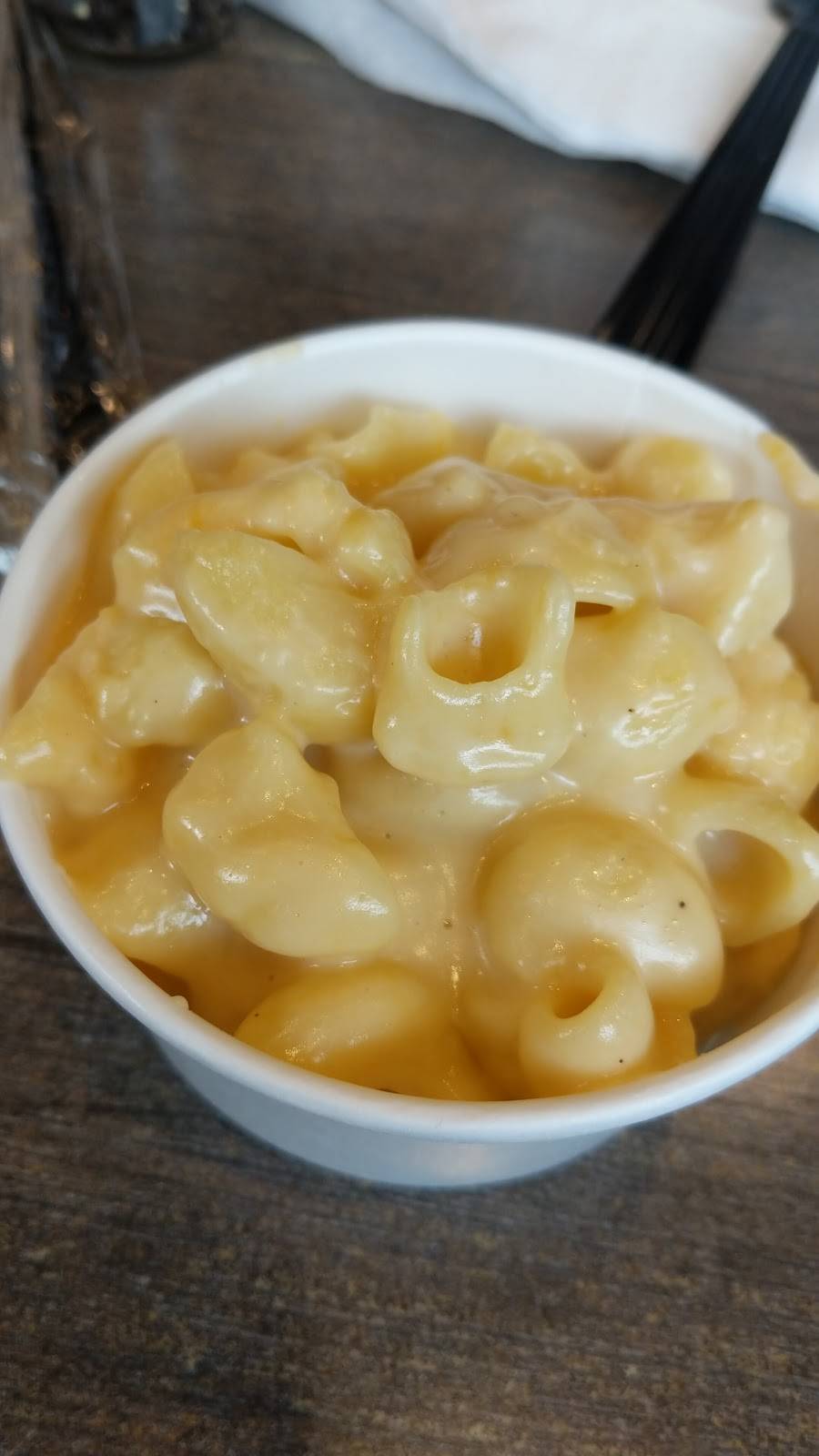 True Texas BBQ | restaurant | 1702 11th St, Huntsville, TX 77340, USA | 9367303560 OR +1 936-730-3560