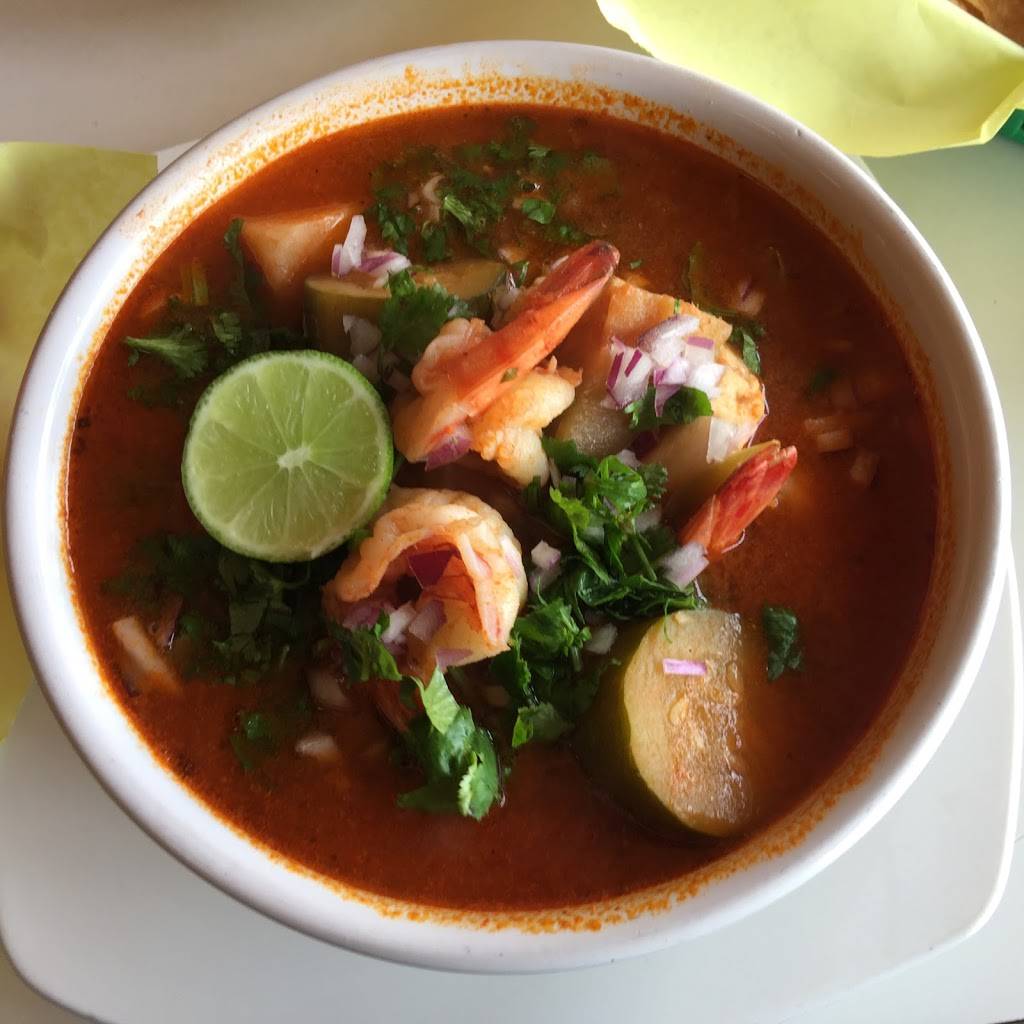 El Tarasco Mexican Food | restaurant | 210 Main St, El Segundo, CA 90245, USA | 3104149612 OR +1 310-414-9612