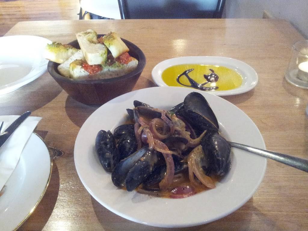 Gio & Frans Italian Eatery | restaurant | 78 N Sykes St, Meaford, ON N4L 1N6, Canada | 5193731480 OR +1 519-373-1480