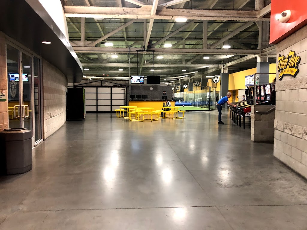 The Plex | restaurant | 800 Embedded Way, San Jose, CA 95138, USA | 4082251843 OR +1 408-225-1843