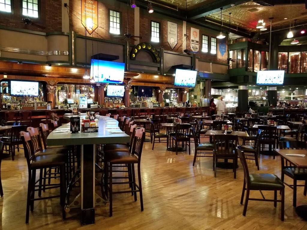 Triple 7 Restaurant and Microbrewery | restaurant | 200 N Main St, Las Vegas, NV 89101, USA | 7023871896 OR +1 702-387-1896