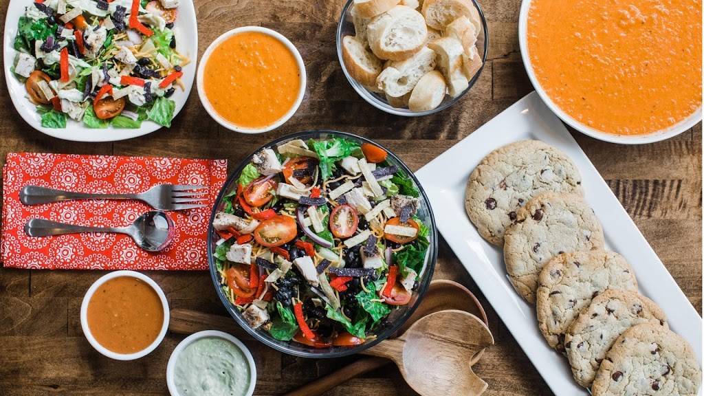 Vinaigrette Salad Kitchen | restaurant | 1781 Sharkey Way #2028, Lexington, KY 40511, USA | 8593175966 OR +1 859-317-5966