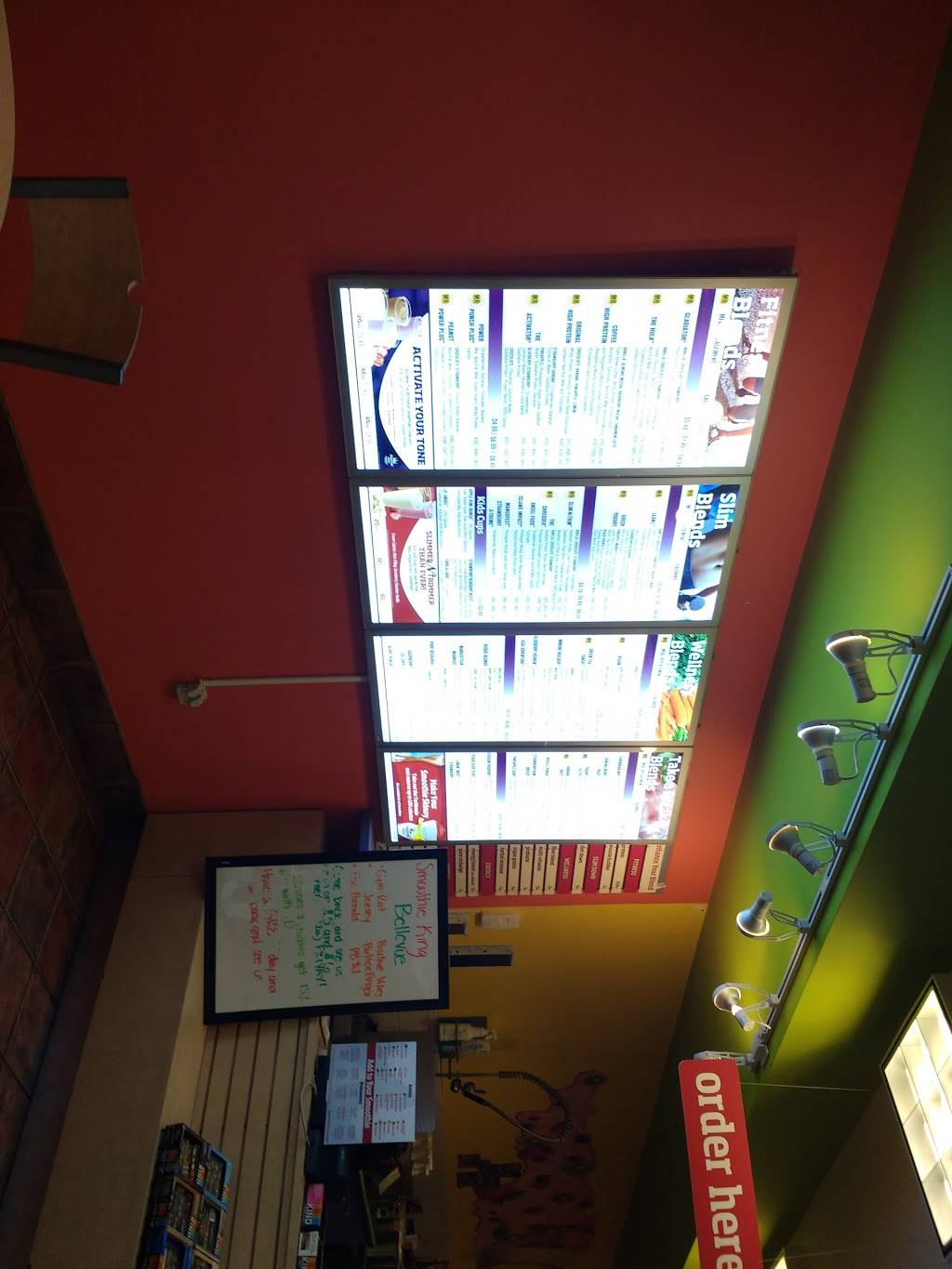 Smoothie King | restaurant | 7087 A Old Harding Pike, Nashville, TN 37221, USA | 6156730234 OR +1 615-673-0234