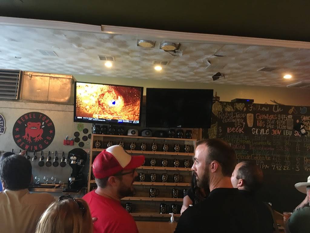 Rebel Toad Brewing Co. | restaurant | 425 William St, Corpus Christi, TX 78401, USA | 5122211267 OR +1 512-221-1267