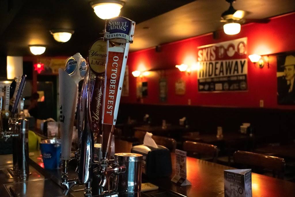 Skis Hideaway | restaurant | 1453 20th St, Vero Beach, FL 32960, USA | 7725672311 OR +1 772-567-2311