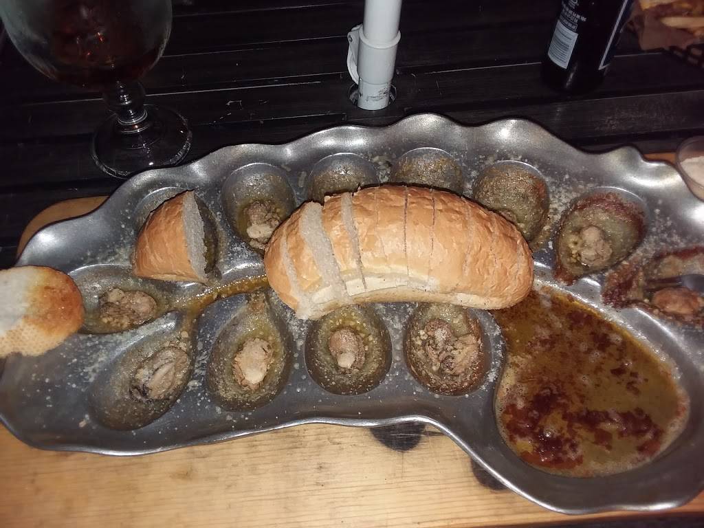 Desi Romanos Sports Bar & Grill | restaurant | 3809 Paris Rd, Chalmette, LA 70043, USA | 5042770824 OR +1 504-277-0824