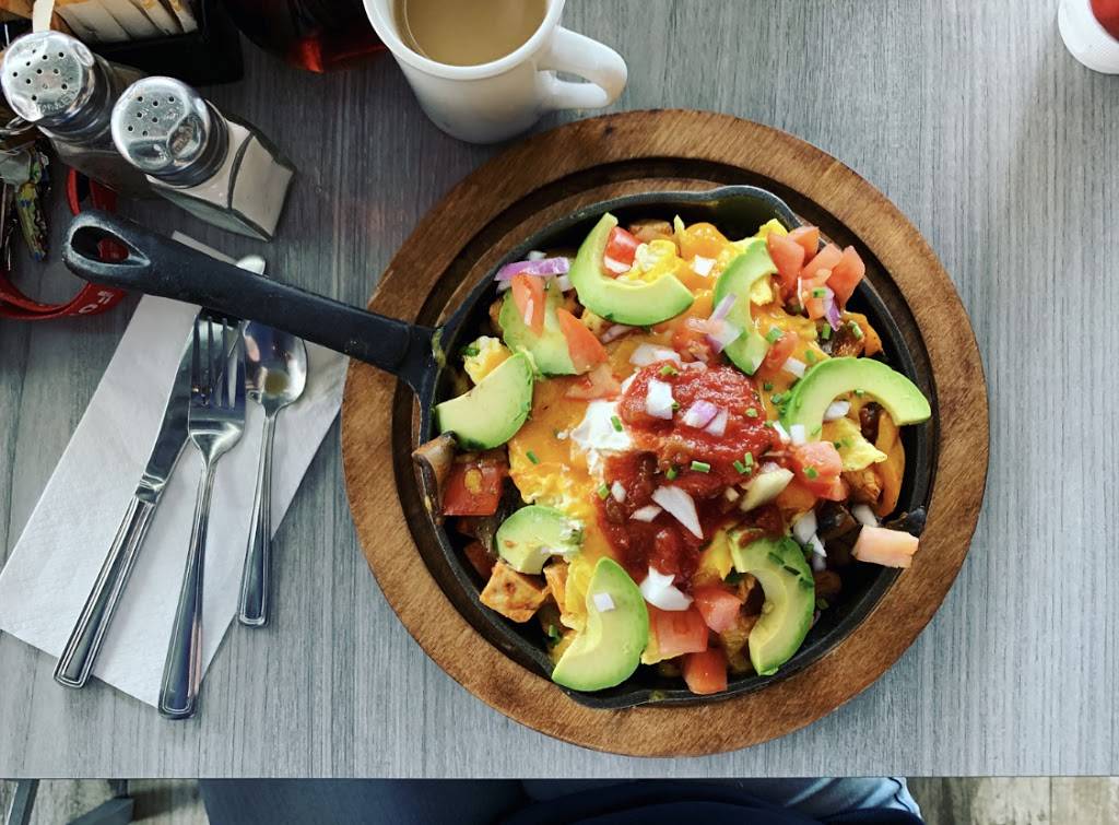 Coco Et Compagnie | restaurant | 4622 Desserte S Autoroute 440, Laval, QC H7T 2Z8, Canada | 4506827700 OR +1 450-682-7700