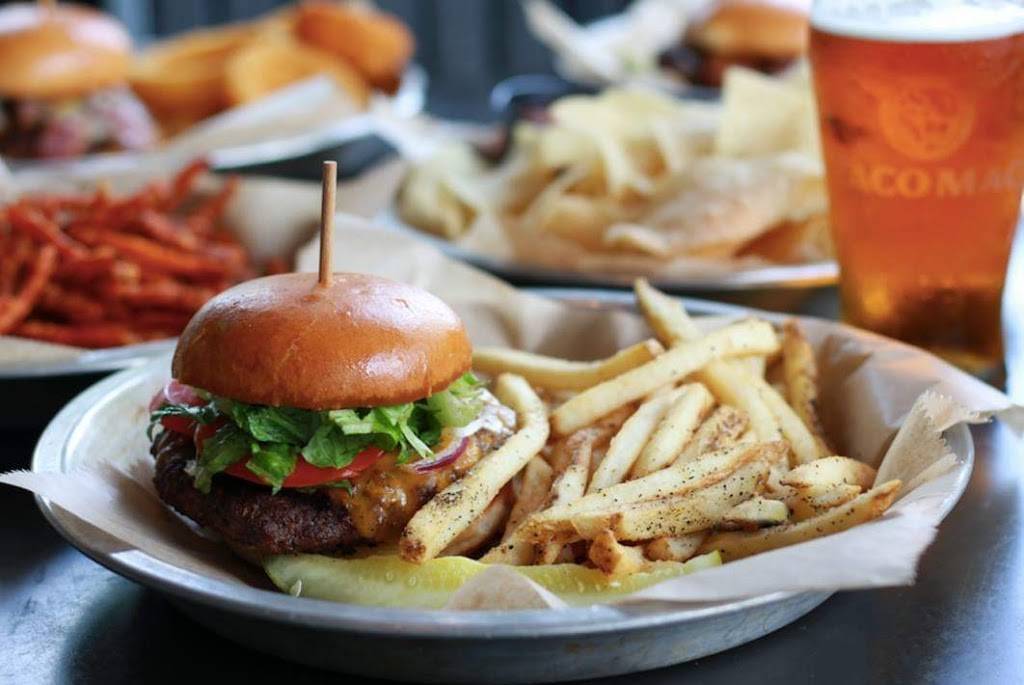 Taco Mac | restaurant | 3250 Woodward Crossing Blvd, Buford, GA 30519, USA | 6787308226 OR +1 678-730-8226