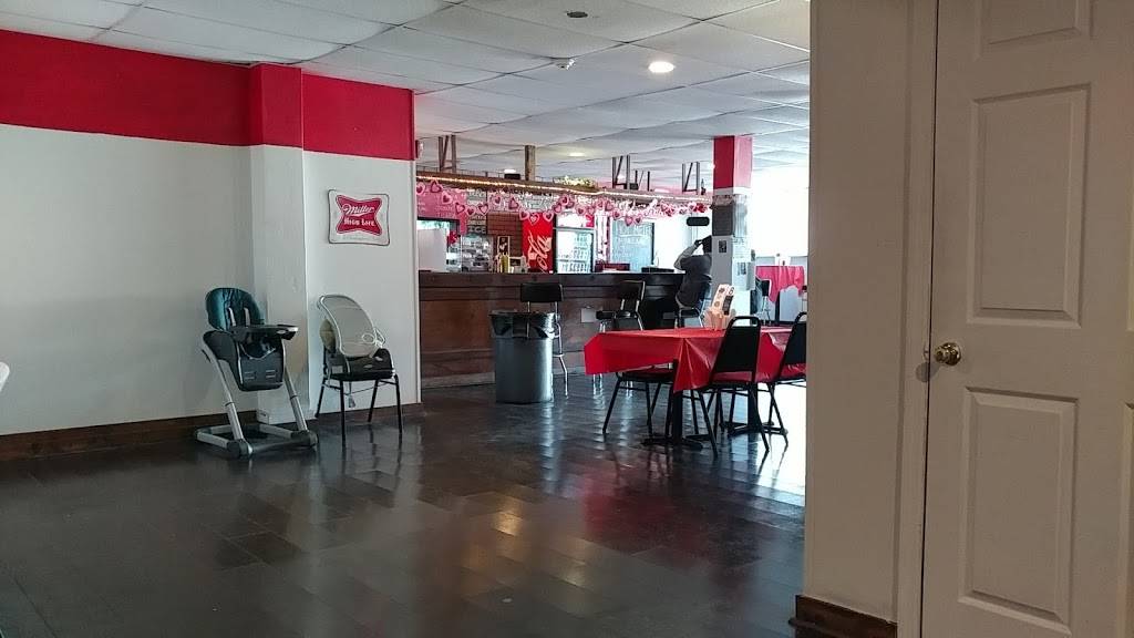 The Flaming Rooster | restaurant | 3202 Brainerd Rd, Chattanooga, TN 37411, USA | 4238055357 OR +1 423-805-5357