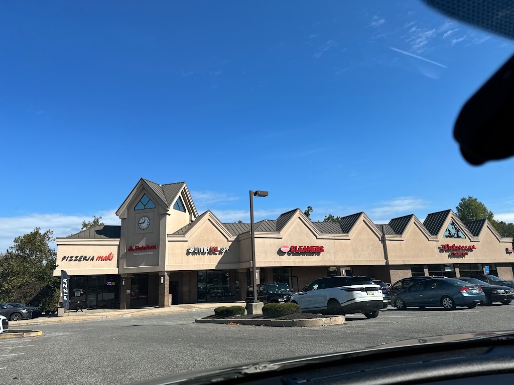 Pizzeria Maki | restaurant | 45 W Baltimore Pike, Glen Mills, PA 19342, USA | 4848004976 OR +1 484-800-4976