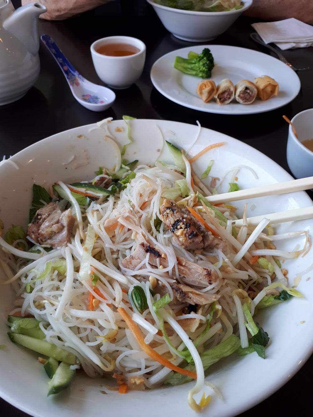 Thuân Thành Restaurant | restaurant | 1472 Huron St, London, ON N5V 2G5, Canada | 5194523834 OR +1 519-452-3834