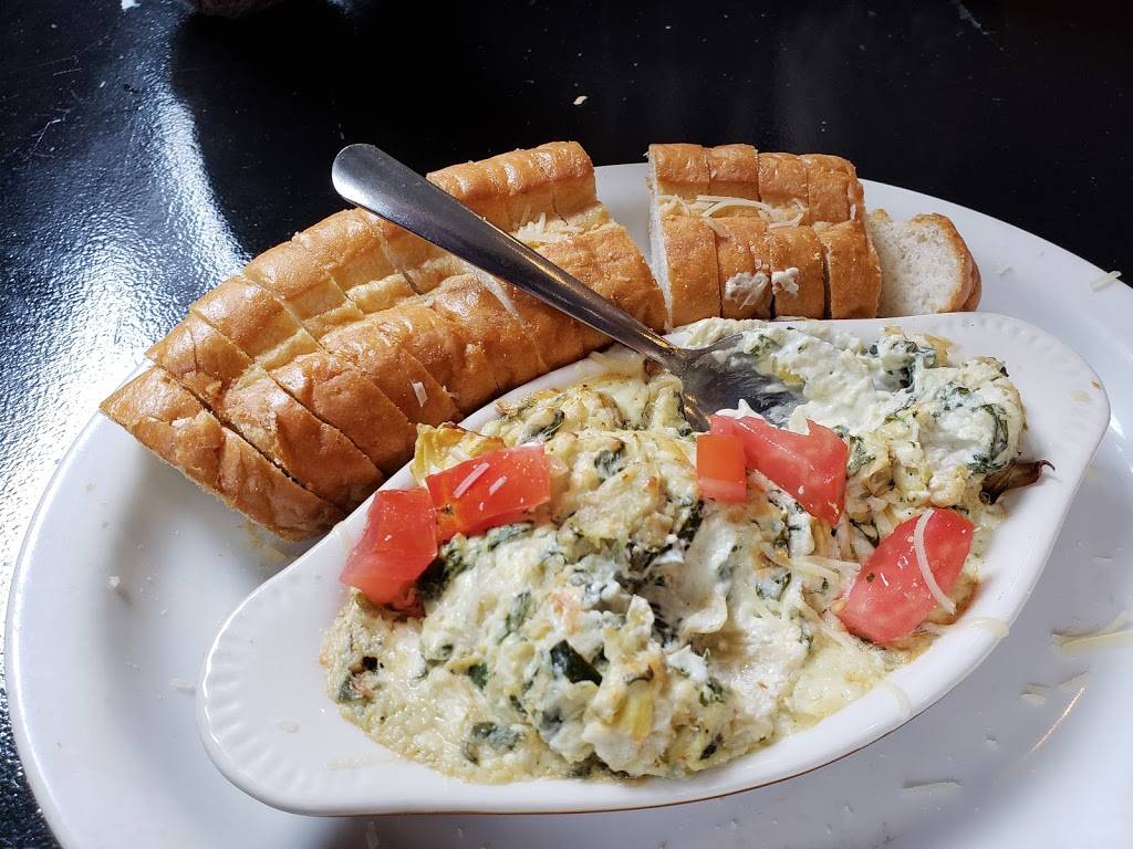 Deckers LH Grill | restaurant | 493 S Lakeview Dr, Lake Helen, FL 32744, USA | 3862284289 OR +1 386-228-4289