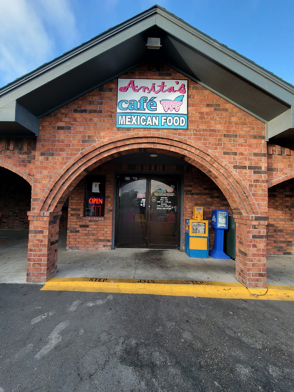 Anitas Cafe | restaurant | 2102 N McColl Rd, Edinburg, TX 78541, USA | 9563180730 OR +1 956-318-0730