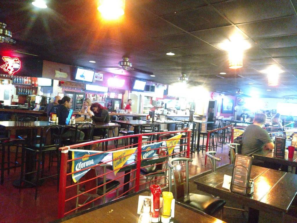 The Glass House Bar and Grill | restaurant | 5160 W Northern Ave, Glendale, AZ 85301, USA | 6235948021 OR +1 623-594-8021