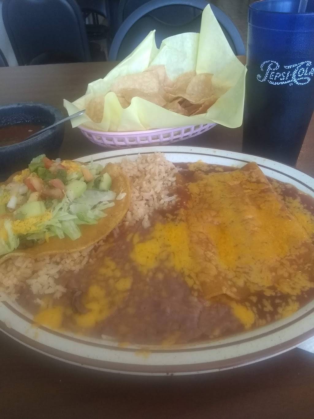 El Nuevo Mexicali | restaurant | 101 E Pine St, Exeter, CA 93221, USA | 5595926514 OR +1 559-592-6514