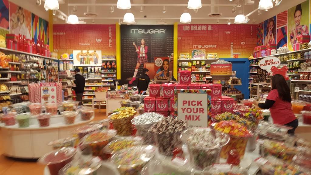 MarketStreet Lynnfield | shopping mall | 600 Market St, Lynnfield, MA 01940, USA | 7814845400 OR +1 781-484-5400