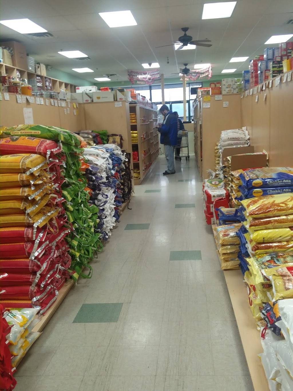 Subzi Mandi | restaurant | 1953 W Maple Rd, Troy, MI 48084, USA | 2482885555 OR +1 248-288-5555