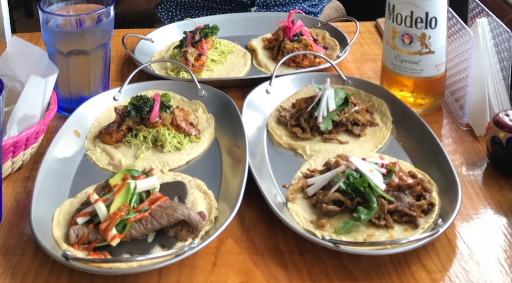 El Taco Azteca - Pilsen | restaurant | 2151 W Cermak Rd, Chicago, IL 60608, USA | 7732471103 OR +1 773-247-1103