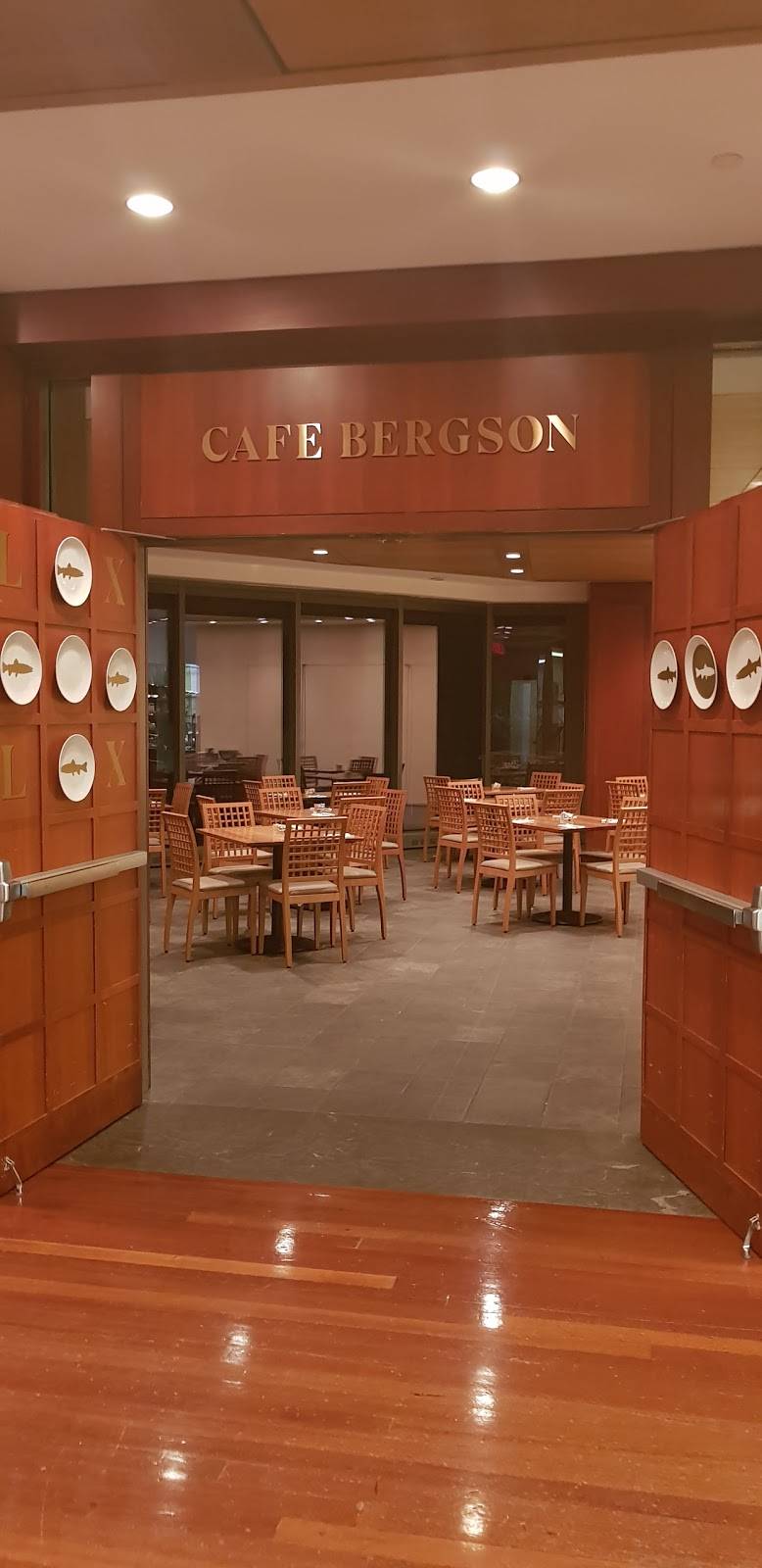 Lox Cafe | restaurant | 36 Battery Pl, New York, NY 10280, USA | 6464374231 OR +1 646-437-4231