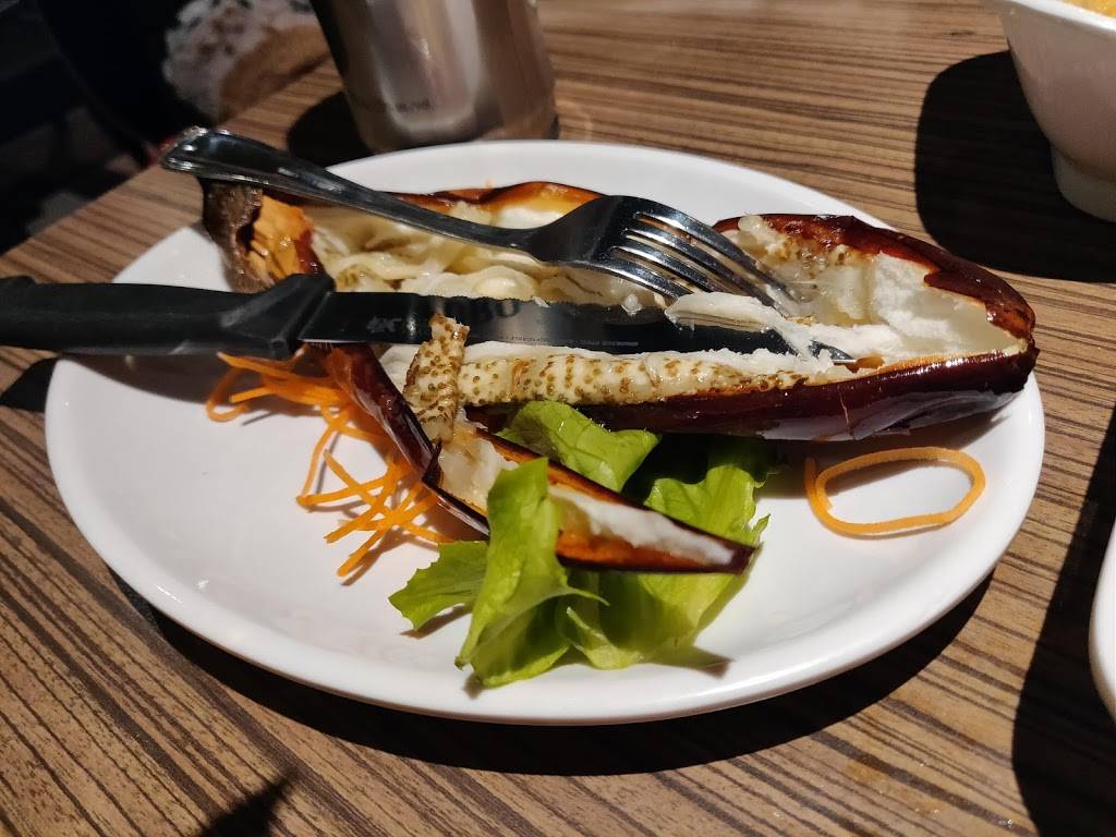 Hockey Sushi | restaurant | 1102 Centre St, Thornhill, ON L4J 3M8, Canada | 9058826663 OR +1 905-882-6663