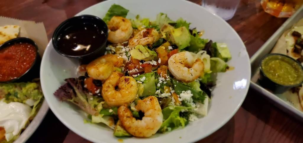 Taco Mac | restaurant | 3443 Lawrenceville-Suwanee Rd, Suwanee, GA 30024, USA | 6787300941 OR +1 678-730-0941