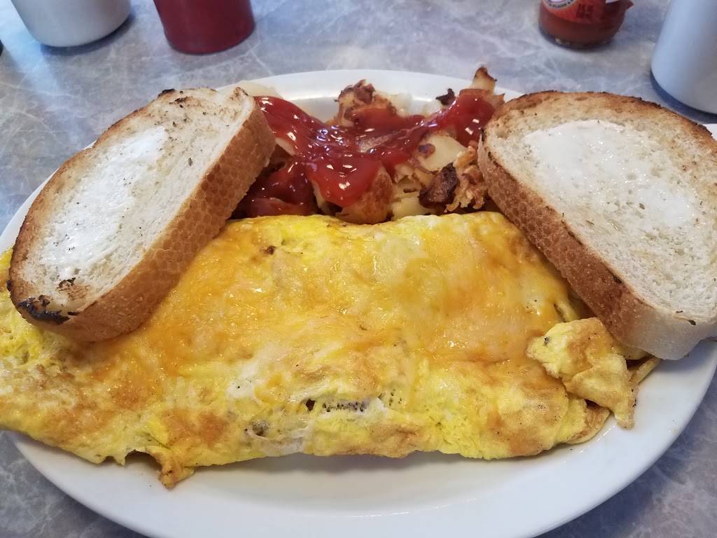 Churchville Family Restaurant | restaurant | 7100 W Buffalo Rd, Churchville, NY 14428, USA | 5852939933 OR +1 585-293-9933