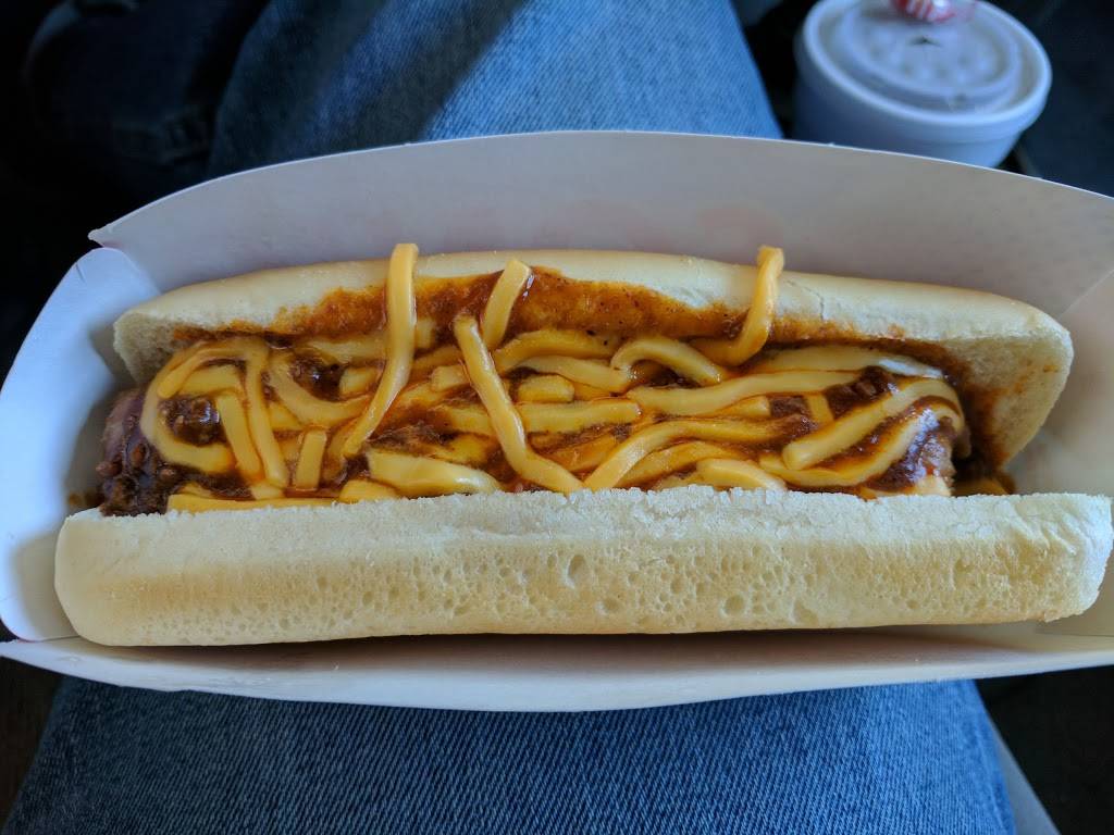 Sonic Drive-In | restaurant | 4025 Mapleshade Ln, Plano, TX 75075, USA | 9725190332 OR +1 972-519-0332