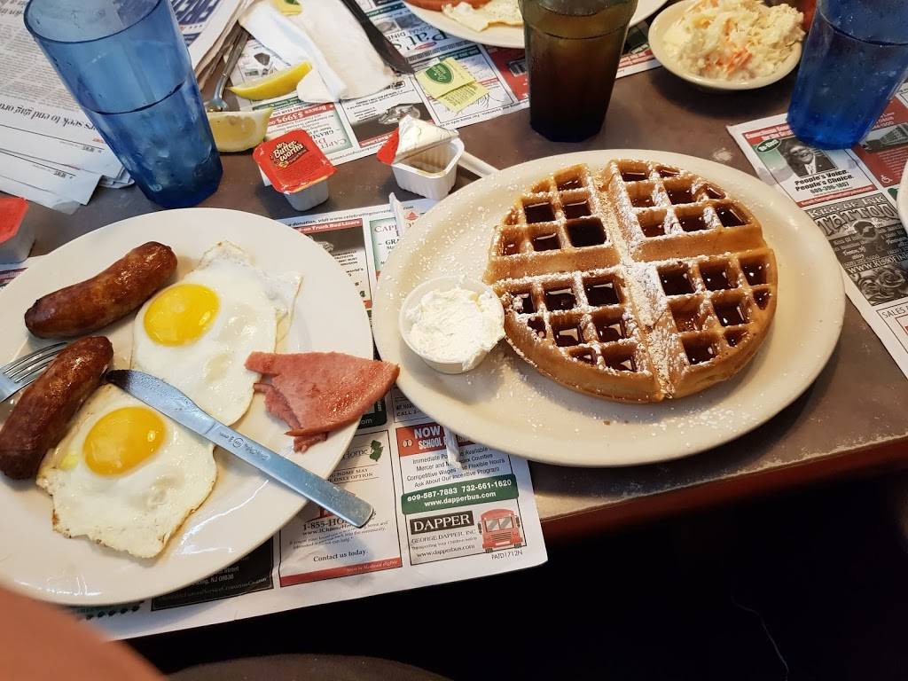 Pats Original Diner | restaurant | 1300 S Broad St, Trenton, NJ 08610, USA | 6093922024 OR +1 609-392-2024