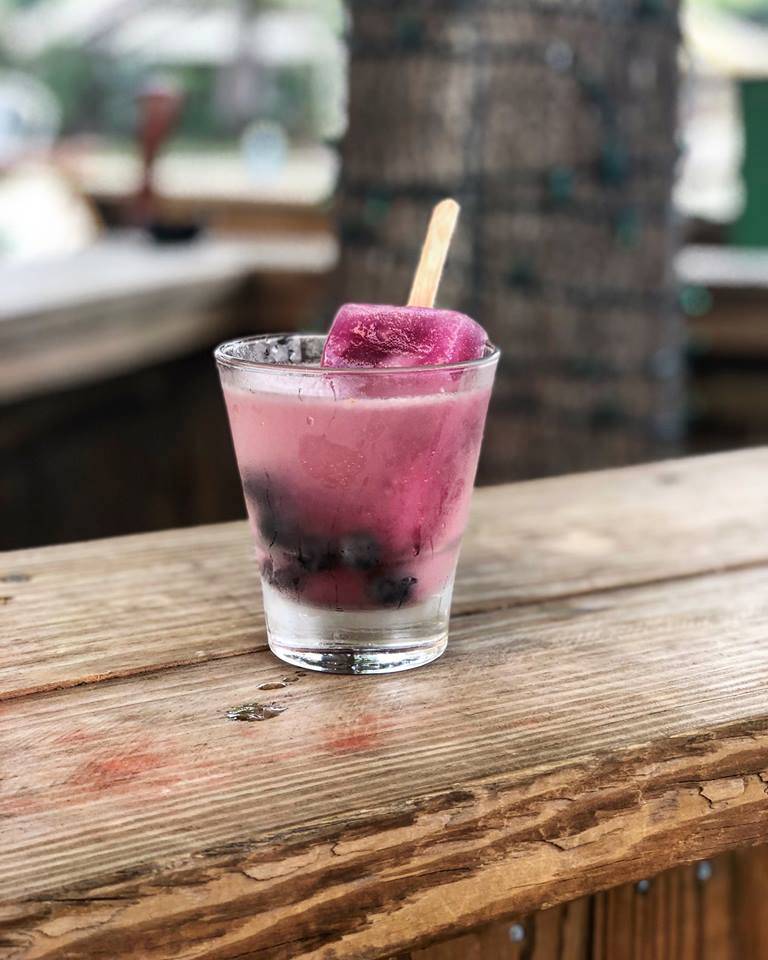 Bobcat Teddys Icehouse | restaurant | 2803 White Oak Dr, Houston, TX 77007, USA | 8327425535 OR +1 832-742-5535