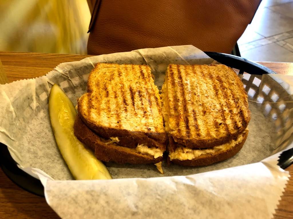 Munch a Lunch | cafe | 1403 W 10th Pl. Suite B 105, Tempe, AZ 85281, USA | 4809682008 OR +1 480-968-2008