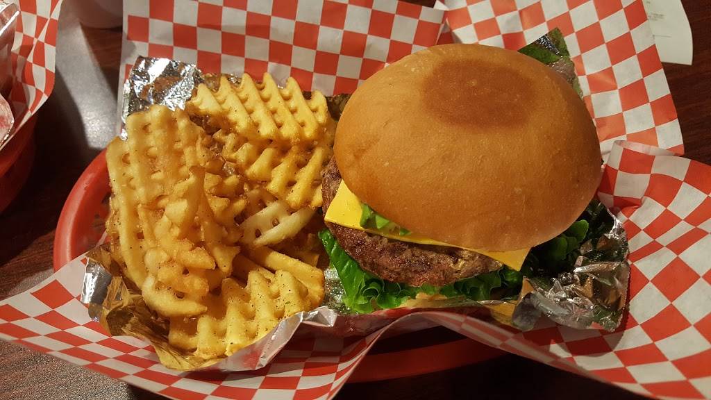 Bull Chicks | restaurant | 1392 E Palomar St #303, Chula Vista, CA 91913, USA | 6193970139 OR +1 619-397-0139