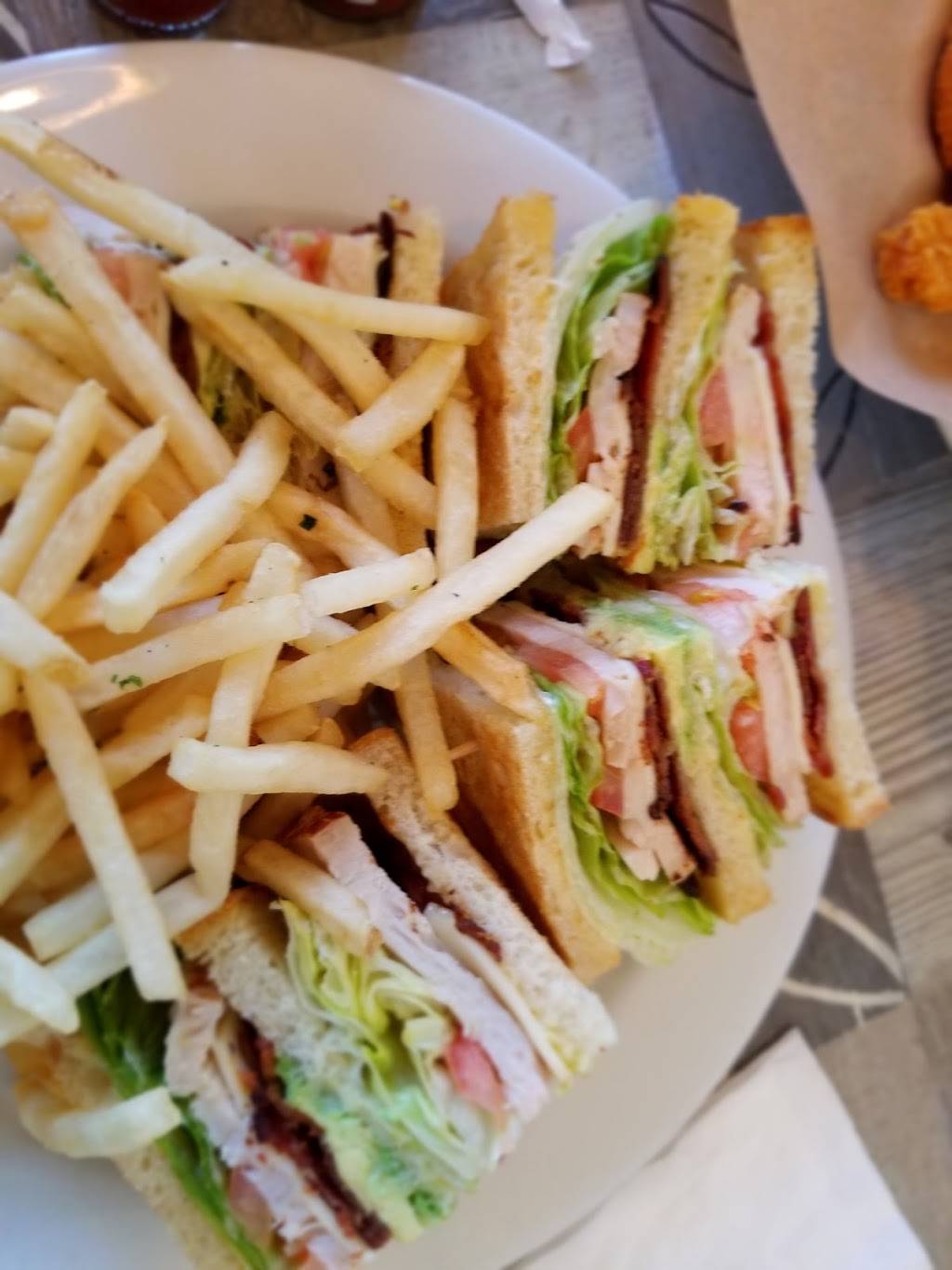 833 Brick Cafe | restaurant | 833 E Stanley Blvd, Livermore, CA 94550, USA | 9256679160 OR +1 925-667-9160