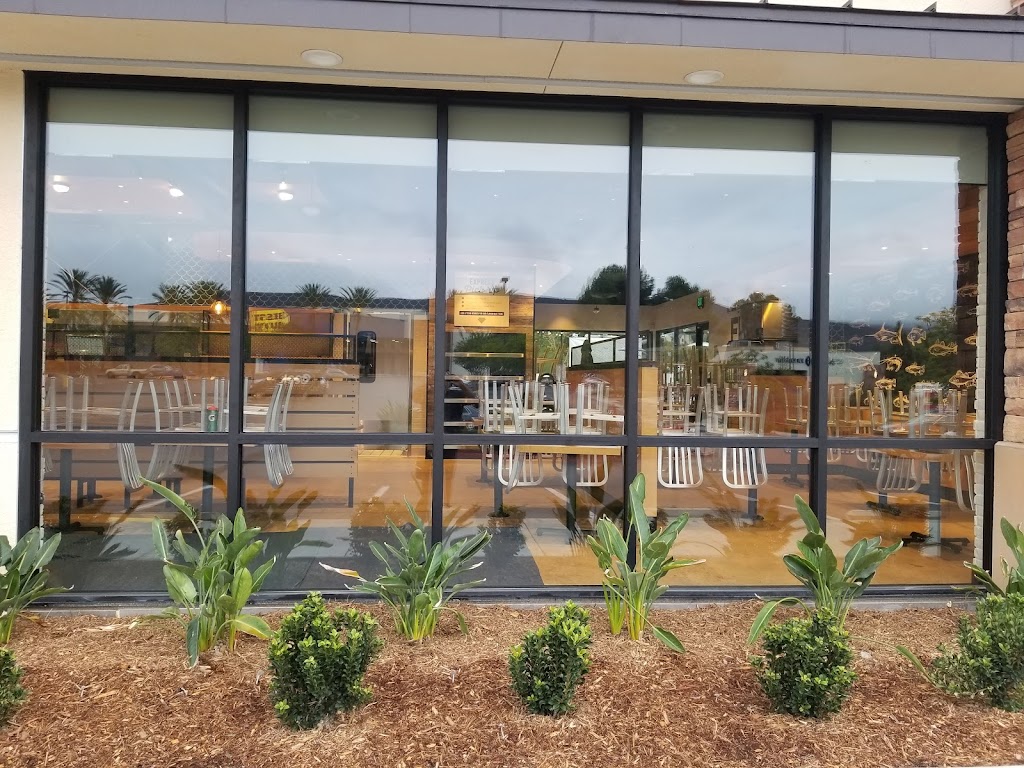 California Fish Grill | restaurant | 11122 Rancho Carmel Dr Suite 101, San Diego, CA 92128, USA | 8584121777 OR +1 858-412-1777