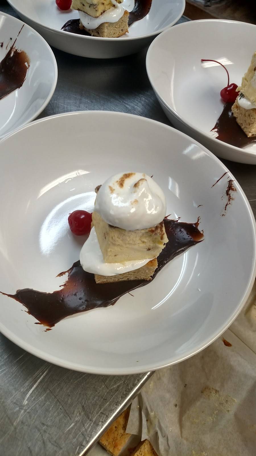 Linos | restaurant | 50 W Tienken Rd, Rochester Hills, MI 48306, USA | 2486529002 OR +1 248-652-9002