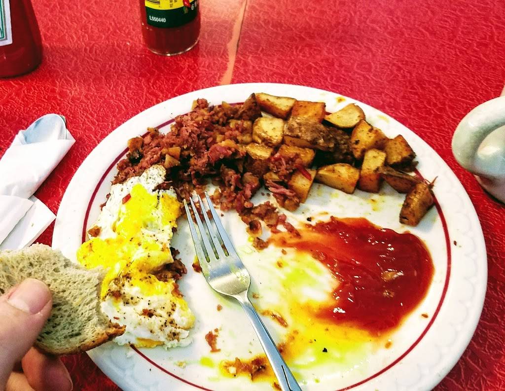 Carm’s Restaurant and Coffee Shop | restaurant | 241 US-20, Chester, MA 01011, USA | 4133541080 OR +1 413-354-1080