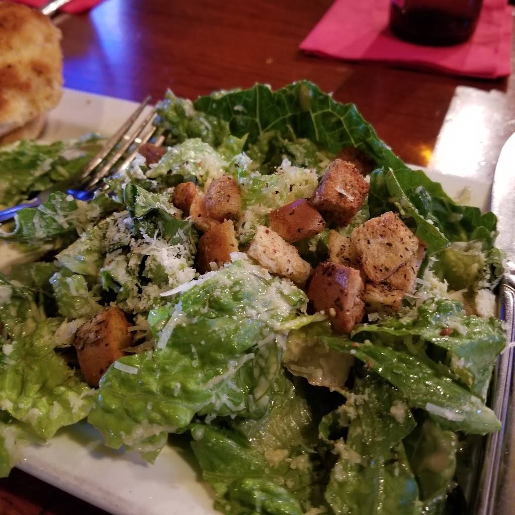 Vinolas Restaurant & Bar | restaurant | 193 E Main St, Leola, PA 17540, USA | 7176567001 OR +1 717-656-7001