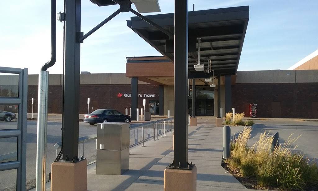 SouthPark Mall | shopping mall | 4500 16th St, Moline, IL 61265, USA | 3097976142 OR +1 309-797-6142